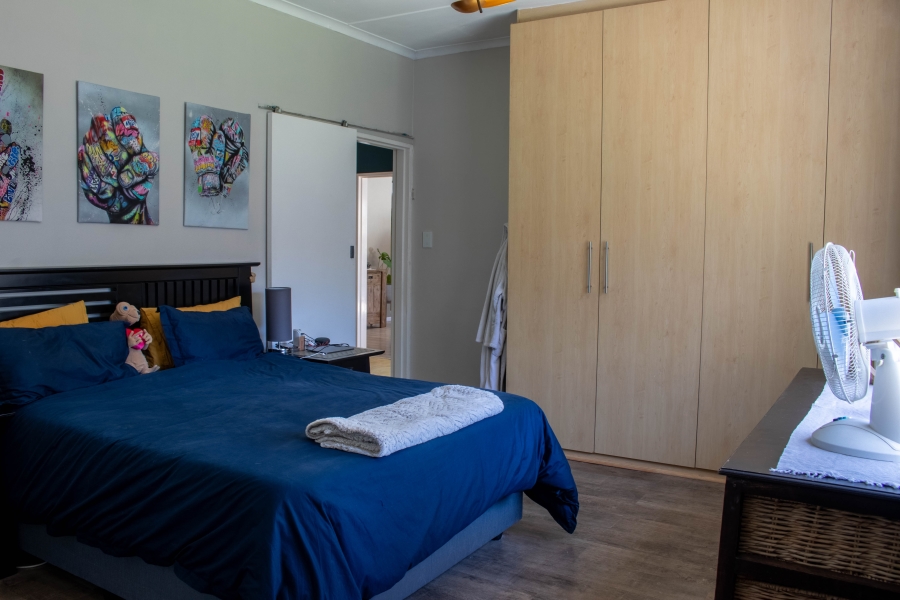 4 Bedroom Property for Sale in Roundhay Western Cape